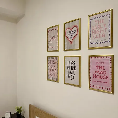 Appartamento Comfortable Urban Anikal With Free Parking