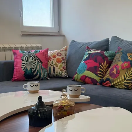 Comfortable Urban Anikal With Free Parking Appartamento *